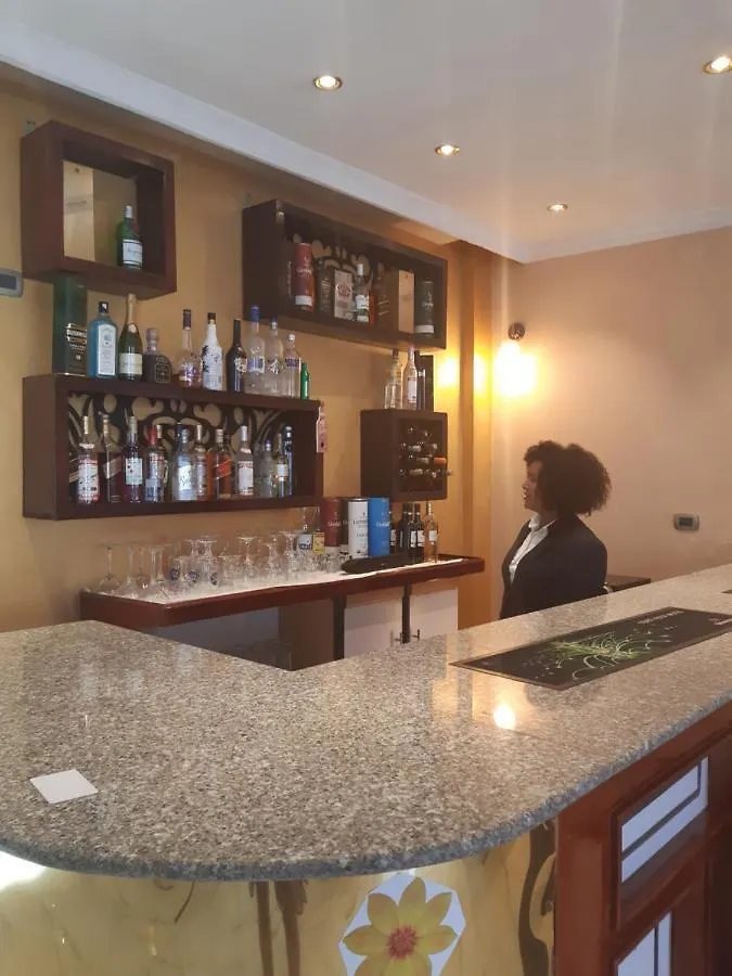 Medal Hotel Αντίς Αμπέμπα